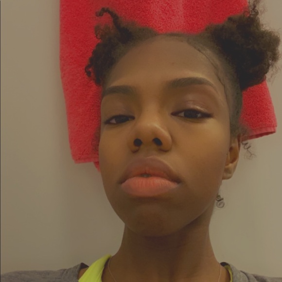 Meet your Posher, Autumn - Picture 1 of 1